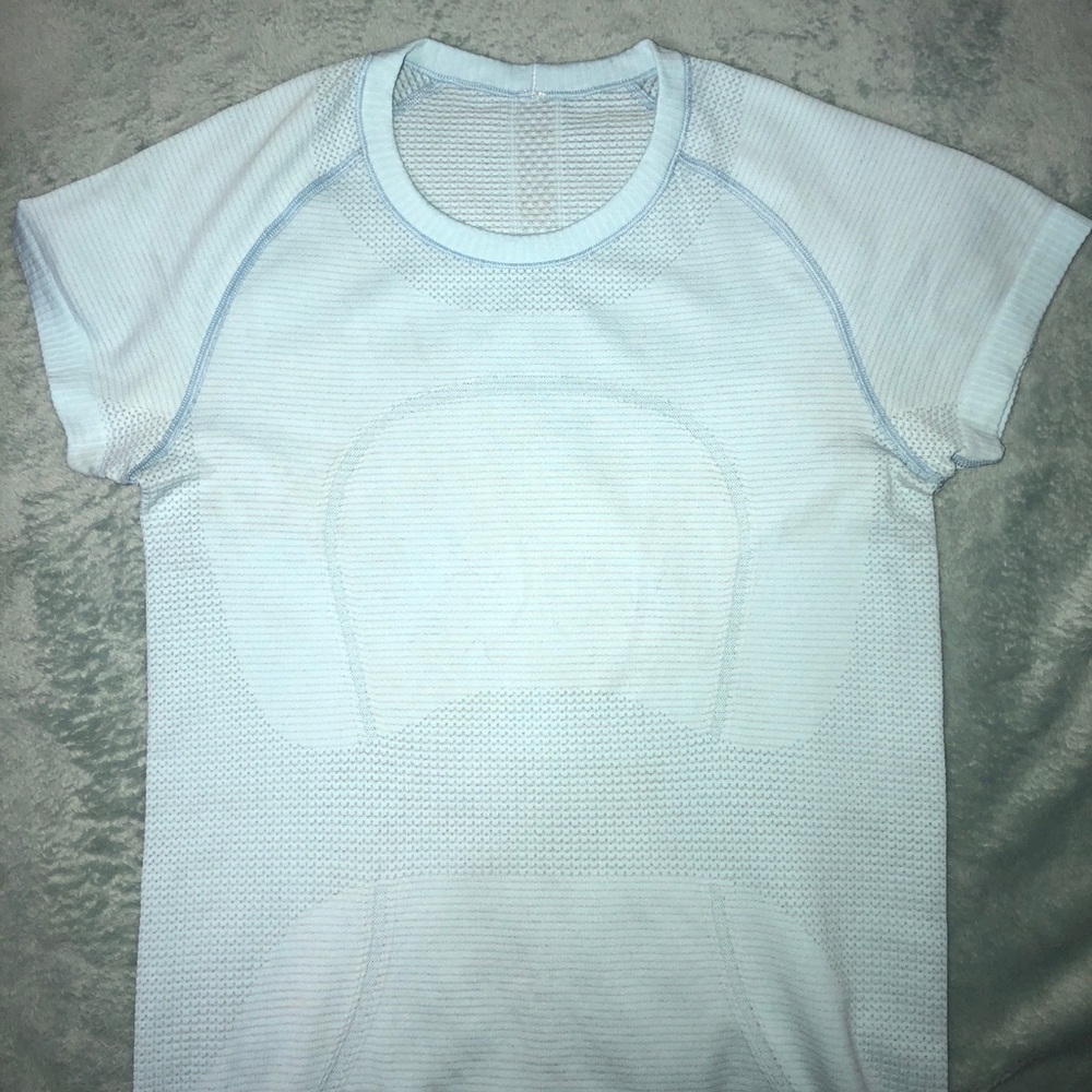 Lululemon Swiftly tech short sleeve